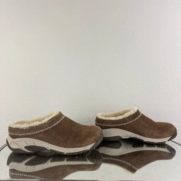 MERRELL Stone Brown Tan Suede Echo Ice 4 Cozy Faux Shearling Lined Slip On Shoes