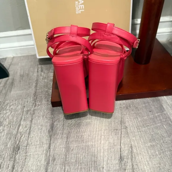 Michael Kors Paola Wedge Barbie Pink
