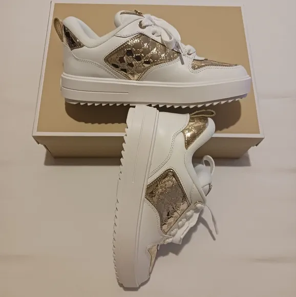 Michael Kors Rumi Lace-up Sneakers