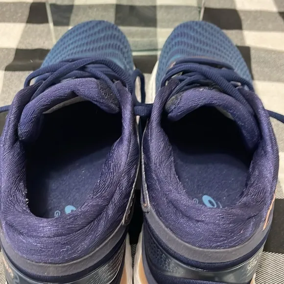 MINT! ASICS Gel-Nimbus 22 Running Shoes Women's Sz 9.5 Blue Breathable Light