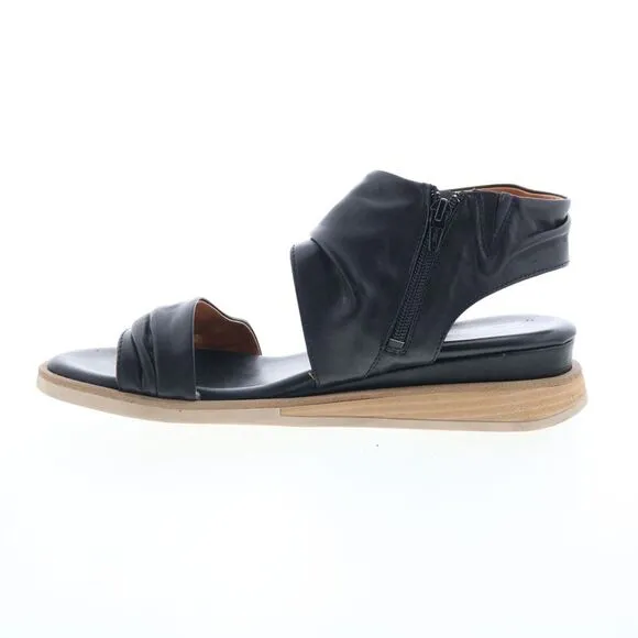 Miz Mooz Womens Cyprian Black Shoes (NWT)
