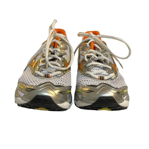 Mizuno Wave Creation White running shoes size 8.5