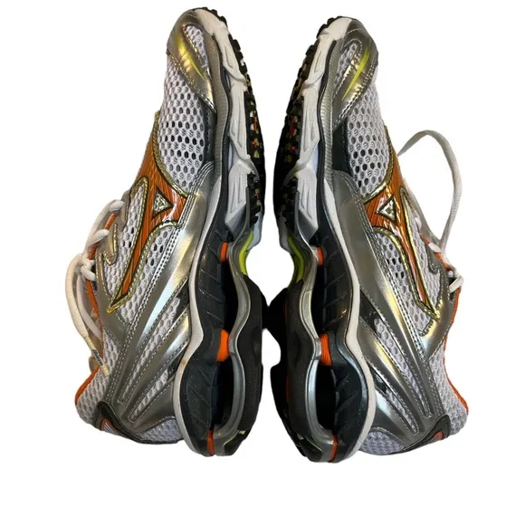 Mizuno Wave Creation White running shoes size 8.5