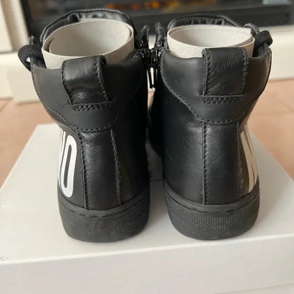 Moschino Logo High-top Sneaker Kids Size IT 31 US 13