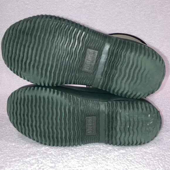 Muck waterproof scrub boots boys 2.5/3