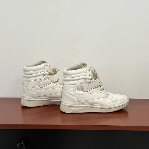 Muro by Muro Jacobs High-Top Sneakers - White