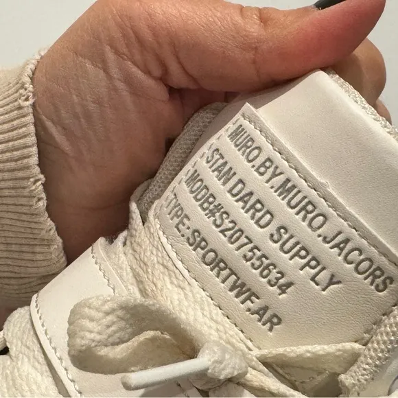 Muro by Muro Jacobs High-Top Sneakers - White