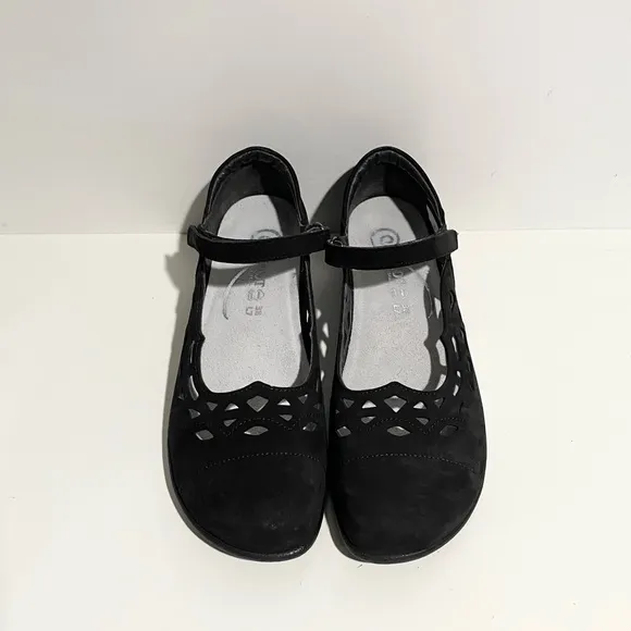 Naot Agathis Mary Jane Lazer Cut Comfort Shoes Size 7 Black
