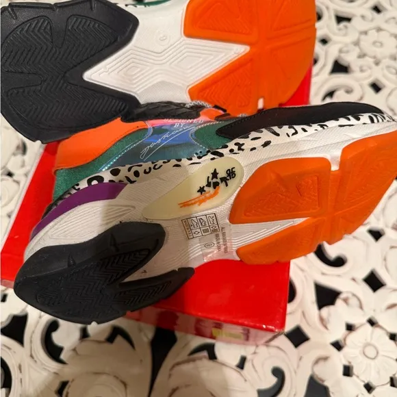Nature Breeze Multicolor Dad Sneakers. Size 9 NIB