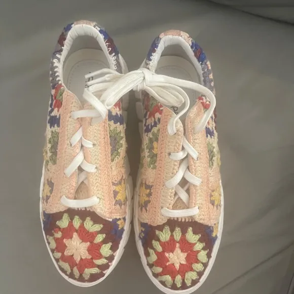 NEW 38/8 $138 Free People Catch Me If You Can Crochet Sneakers Shoes Low Tops