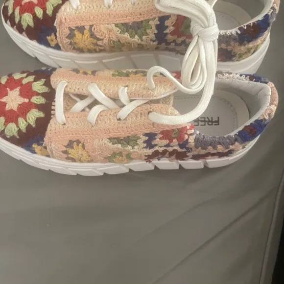 NEW 38/8 $138 Free People Catch Me If You Can Crochet Sneakers Shoes Low Tops