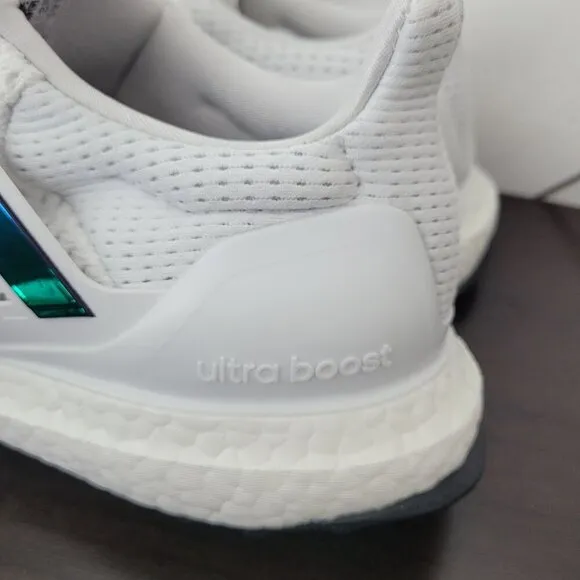 NEW Adidas Ultraboost 1.0 Mens 7.5 Running Shoes with Iridescent Stripes 9CT