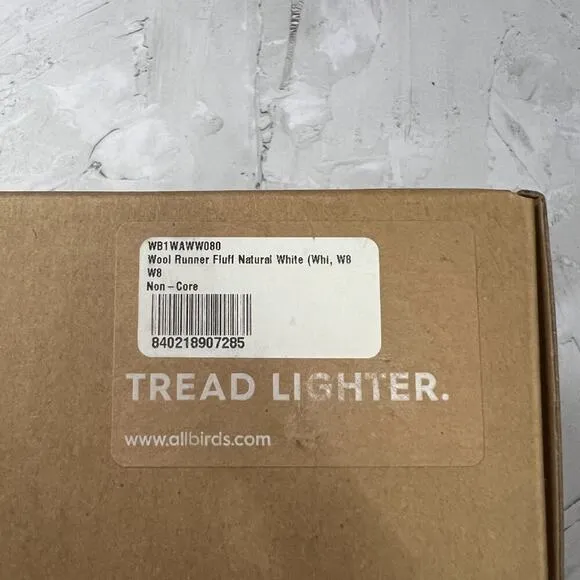 NEW Allbirds Merino Wool Runner Fluff WOMENS 8 White Sneaker Shoes LIMITED NIB