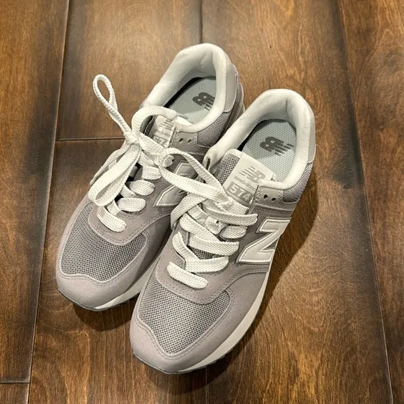 New Balance 574 Platform Sneakers NWOT