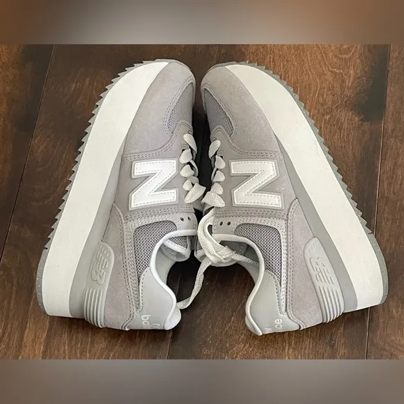 New Balance 574 Platform Sneakers NWOT