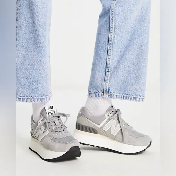 New Balance 574 Platform Sneakers NWOT