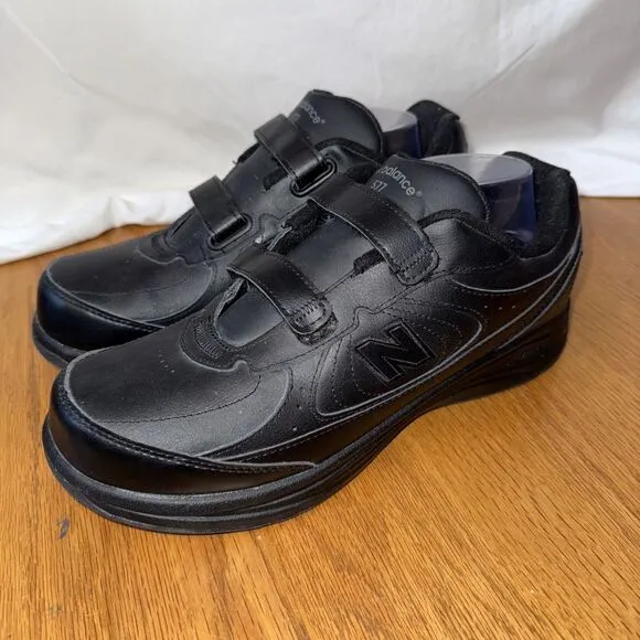 New Balance 577 Black Walking Shoes Hook &amp; Loop Men’s Size 11