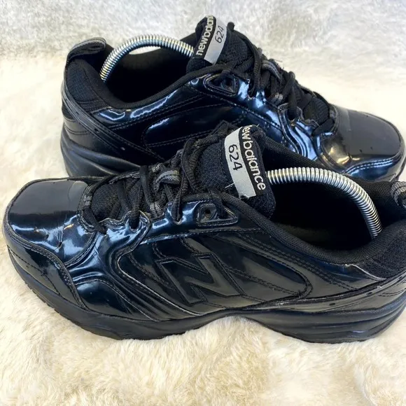 New Balance 624 Mens Sneakers Work Shoes Sz 9.5 Black Dad Grandpa 4E BB624BK