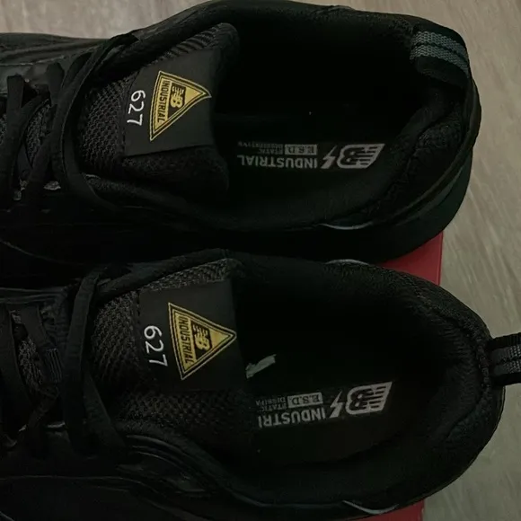 New Balance 627 Steel Toe Industrial Shoes