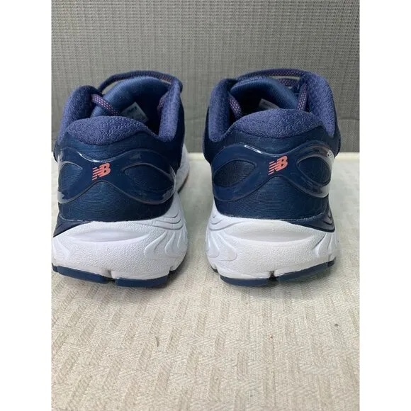 New Balance 840v4 Women's Size 8.5 Blue Off Road Running Shoes
