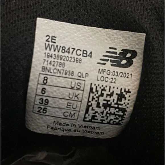 New Balance 847 V4 walking shoes sz 8