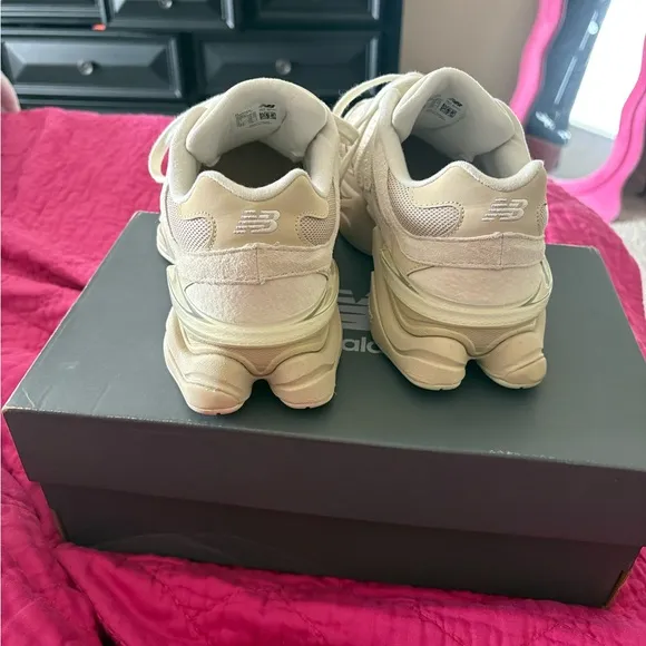 New Balance 9060 &quot;Beige/White&quot; sneakers