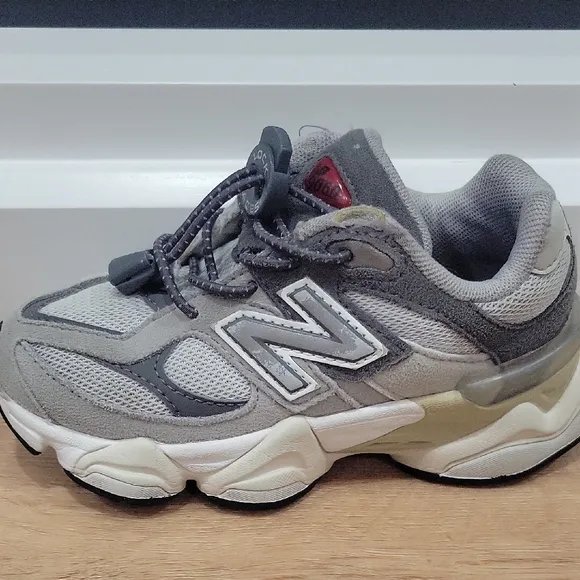 New Balance 9060 Gray Toddler 11 Sneakers