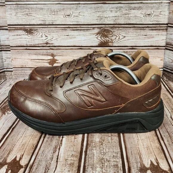 NEW BALANCE 928v3 Men's 11 D Brown Leather Walking Sneakers Shoes MWR928BR3