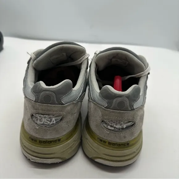 New Balance 993 Mens 11.5 EE Vintage USA Dad Shoes Sneaker Suede Walking MR993GL