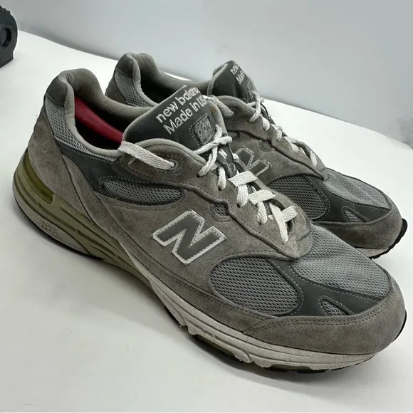New Balance 993 Mens 11.5 EE Vintage USA Dad Shoes Sneaker Suede Walking MR993GL