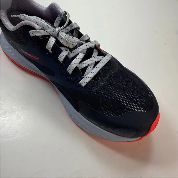 New Balance  Dunasoft Nitrel v5 running sneakers size 7.5 like new