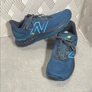 New Balance Fresh foam 880v12 GTX women’s size 11  Blue green Athletic Shoes