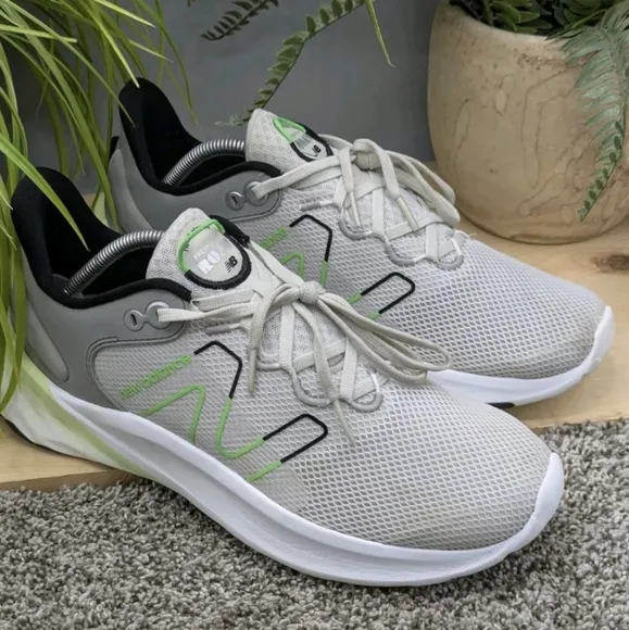 New Balance Fresh Foam Mens Size 11 Running Casual Comfort Shoes