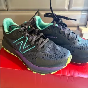 New Balance Nitrel V5 Womens Size 6 Trail Running Shoes Black Purple New In Box