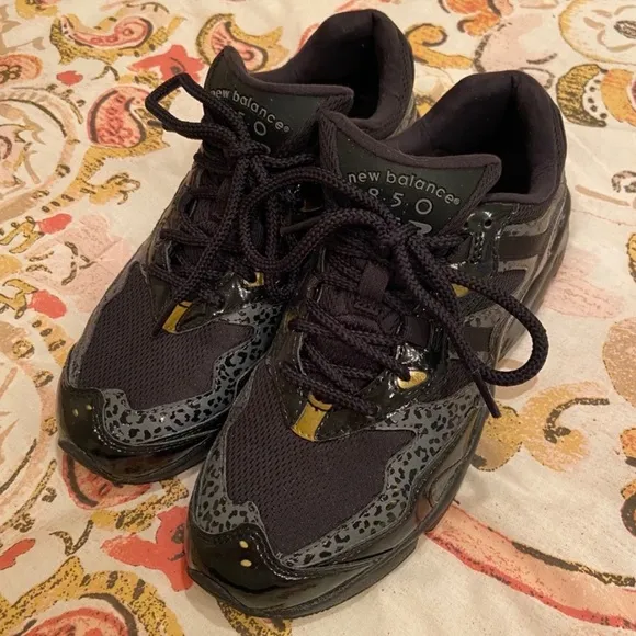 New Balance retro animal print chunky lace up sneakers  black running shoes