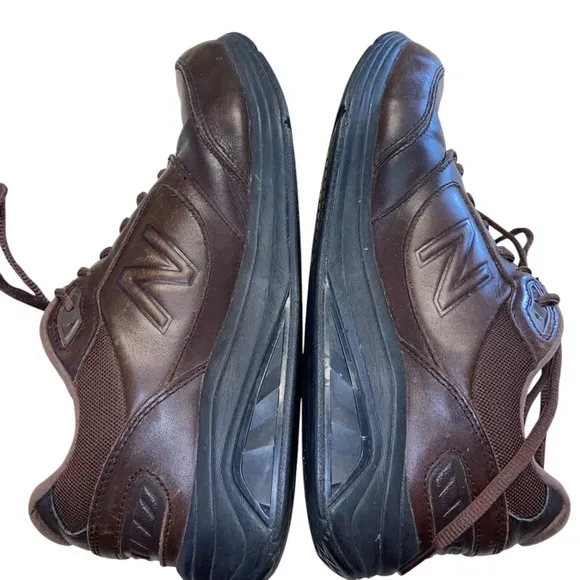 New Balance Sneakers Mens Size 8 MW928BR2 Brown Leather Walking Shoes Lace Up