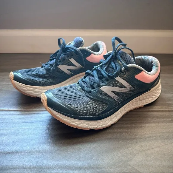 New Balance Women's Blue and Pink Running Shoes
