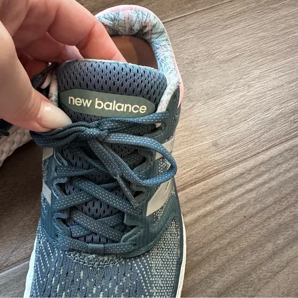 New Balance Women's Blue and Pink Running Shoes