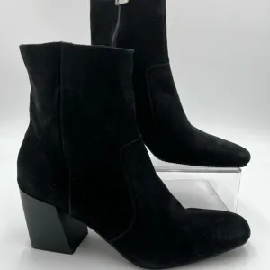 New Blondo Sadie waterproof 3” block heels. 9.5” high‎ black boots. Size 11.
