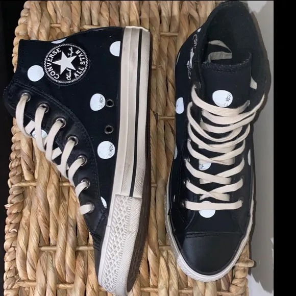 New Converse All Star Chuck Taylor Hi-top Black White Polka Dot sneakers