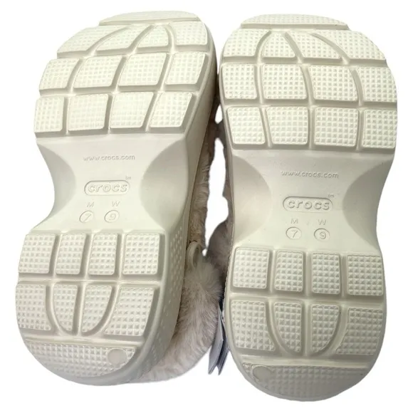 New CROCS Womens Stomp Quilted Clog 208938-160 Stucco Ivory US W 9-M 7