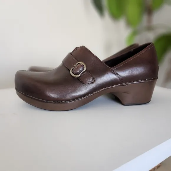 NEW Dansko Women's Browm Leather Comfort Shoes Size 42