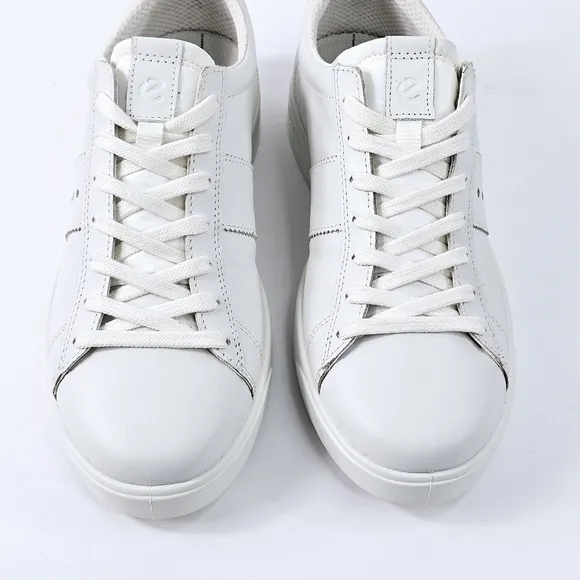 New! Ecco Street Lite Retro Leather Sneaker