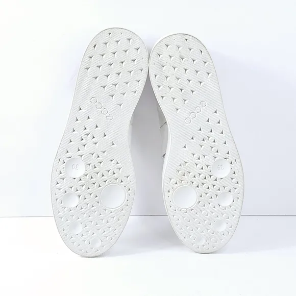 New! Ecco Street Lite Retro Leather Sneaker
