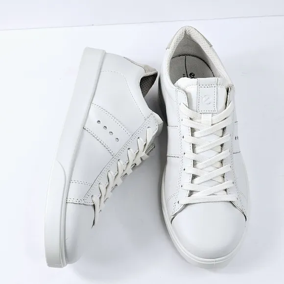 New! Ecco Street Lite Retro Leather Sneaker