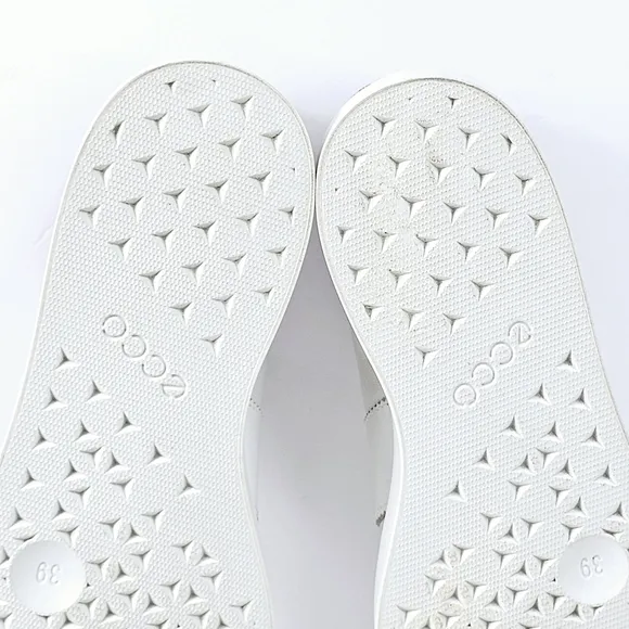 New! Ecco Street Lite Retro Leather Sneaker