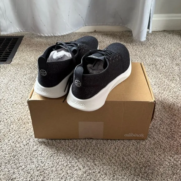 New in Box Allbirds Men’s Superlight Wool Runners Casual Sneakers | Size: 11