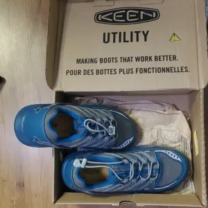 New in box keen  Asheville 1017074 w new in box