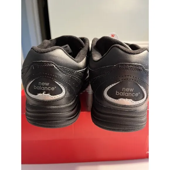 New in Box - New Balance 577 DSL-2 Wide 2E Walking Shoes Black MW577VK Men’s 8