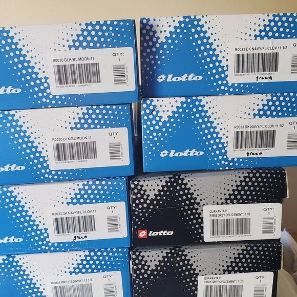 New Lotto Red and White Sneakers. Men 11,5